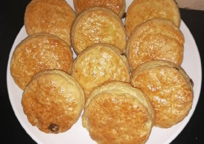 TEA SCONES